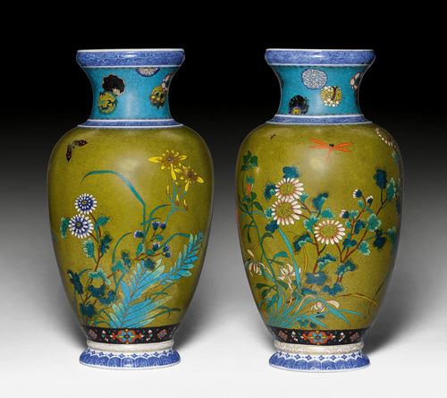 A PAIR OF PORCELAIN AND CLOISONNE ENAMEL VASES BY MASAMOTO MASUKICHI. Japan, Meiji period, ca. 1880. Height 37 cm. Signed.