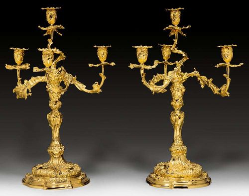 PAIR OF VERMEIL CANDELABRAS. Dresden, 20th century. A. Roesner. Louis XV style. Removable wells. H 49 cm. 7200 g.